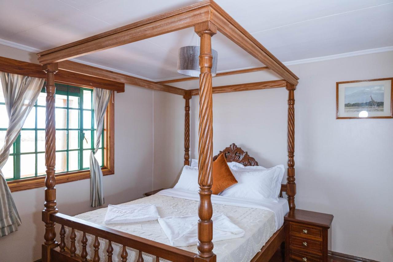 Wild Amboseli Ndovu Cottage. Buitenkant foto